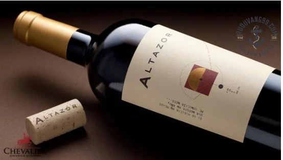 House Image of Mejores Vinos de Chile: Altazor Cabernet Sauvignon de la Viña Undurraga