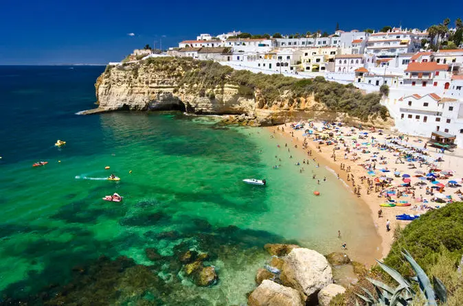 House Image of Las Maravillosas Playas de Portugal: Un Paraíso Costero por Descubrir