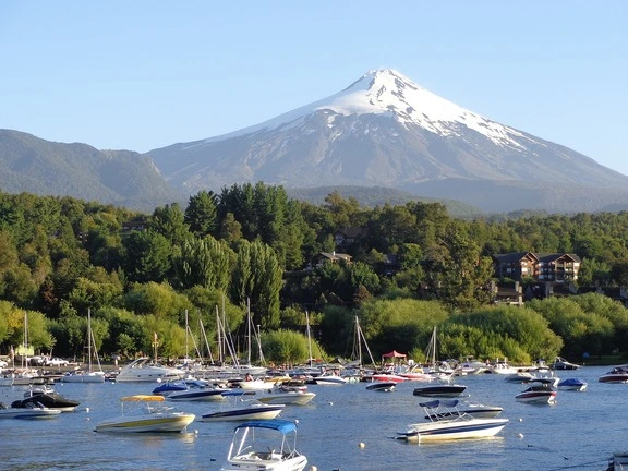 House Image of Vacaciones en Pucón: Un Paraíso en el Sur de Chile